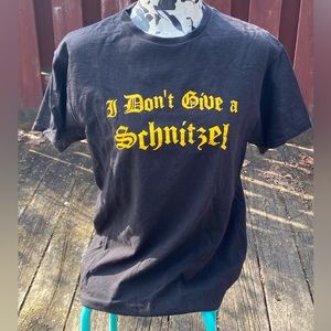 Funny Black I Don't Give a Schnitzel T Shirt Size Medium